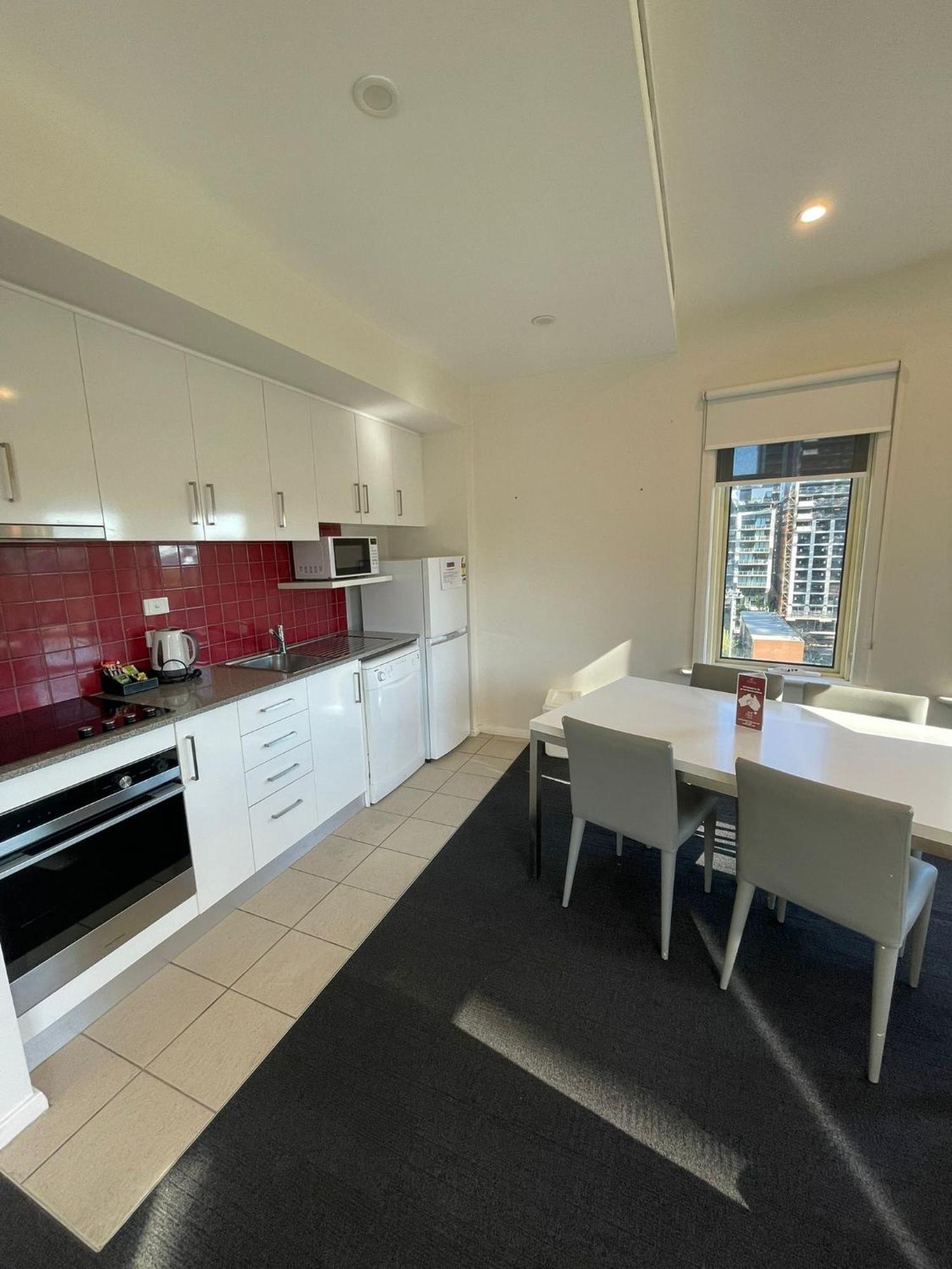 South Yarra Central Apartment Hotel Melbourne City Exterior foto